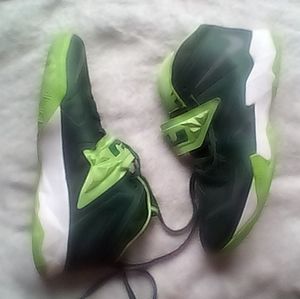 Nike LeBron Soilder vii
